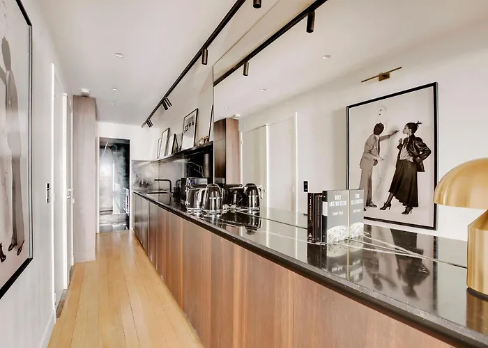 Pick A Flat's In Montaigne - Avenue Montaigne * باريس