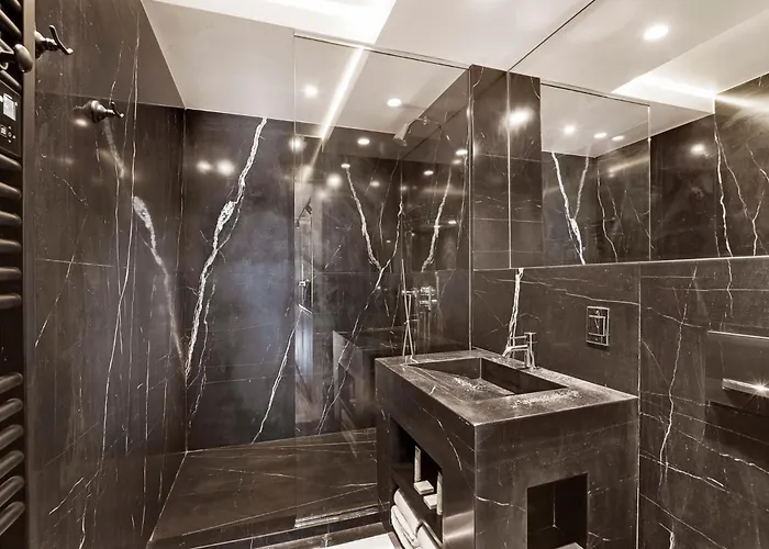 Pick A Flat's In Montaigne - Avenue Montaigne شقة