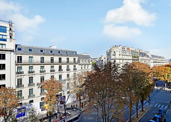 Pick A Flat's In Montaigne - Avenue Montaigne باريس